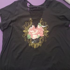 Cute, vintage/ distressed plus size shirt.